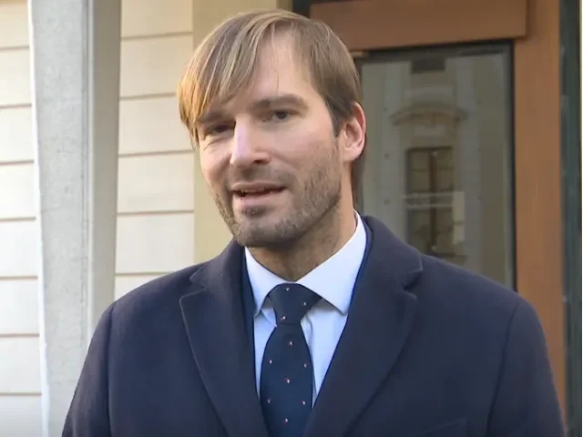 „Žádný zádrhel.“ Na Hradě se začali střídat kandidáti na ministry, jako první Plaga s Vojtěchem