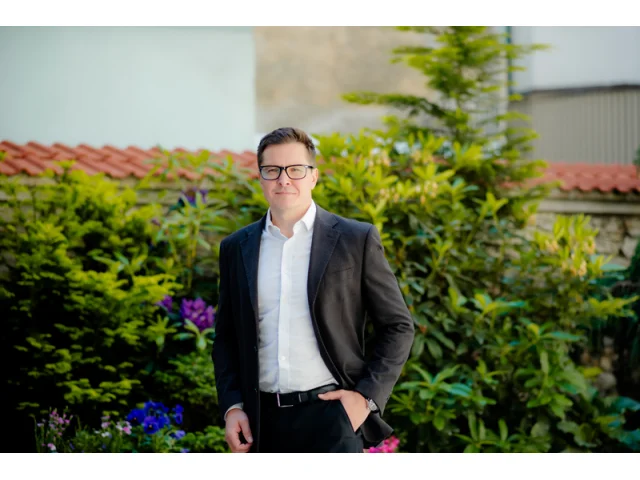 Filip Šejvl: „Kde roste infrastruktura, roste i bydlení.“ Developerský zájem a ceny v okolí nových tahů u Prahy sílí