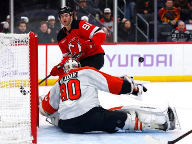 Vladař má desátou výhru v ročníku, Nečas se blýskl třemi asistencemi