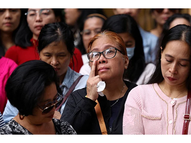 Tragická bilance požáru v Hongkongu dál roste. Obětí je už přes 140