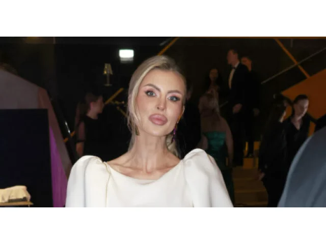 Nekončící trápení Lely Vémoly. Malý Arnie je zase nemocný, stěhování od manžela má přijít po Vánocích