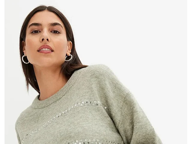 Čas zazářit. Oslňte na společenských akcích dokonalým outfitem