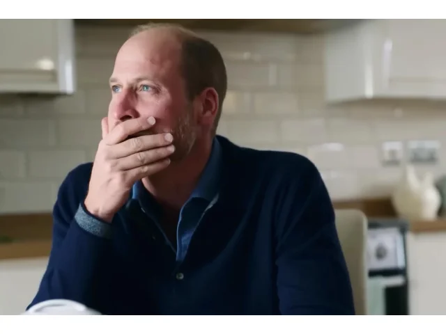 Budoucí král se rozplakal před kamerou. Ukázal emoce, lady Dianu v sobě nezapře