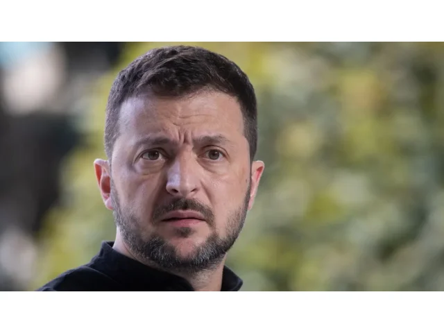 Kdo by na Ukrajině vyhrál prezidentské volby? Odhady se různí, Zelenskyj to nemá jisté