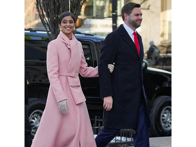 Nepřijatelný nátlak, říká dánská premiérka. Do Grónska zamíří i Vance