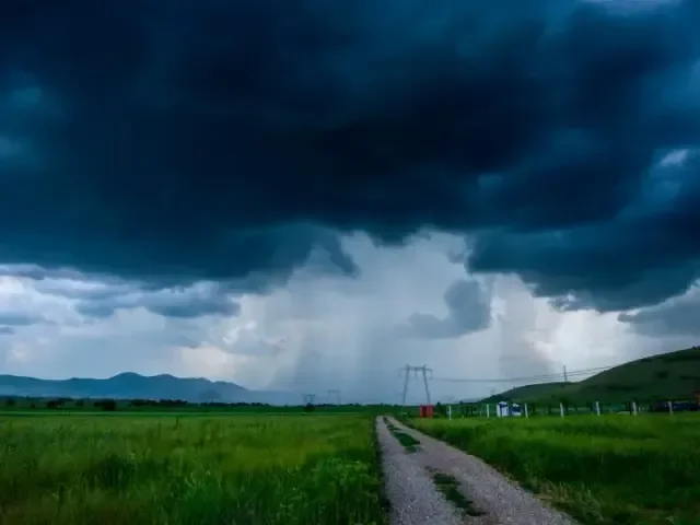 Česko čeká deštivý týden, změna přijde až o víkendu