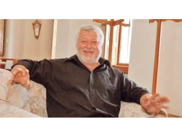 Jan Urban: Miliardy, které nikdo neřeší a pančované kabuki po česku