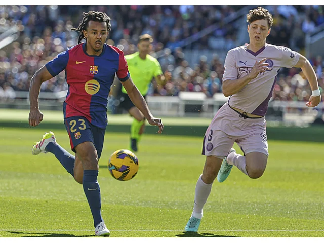 Krejčího vlastenec pomohl Barceloně. Gironu dorazili Lewandowski s Torresem