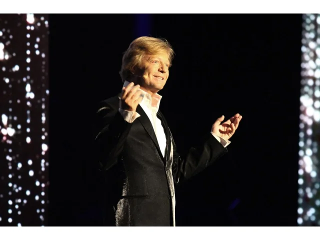 Maroš Kramár žije s rodinou v luxusní vile v Dunajské Lužné. Z terasy má dechberoucí výhled na jezero