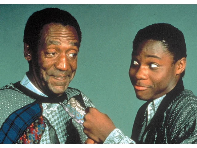 Zemřel seriálový syn Billa Cosbyho, utopil se na dovolené