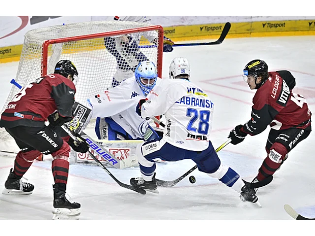 ONLINE: Sparta - Kometa 0:0. Domácí nevyužili druhou přesilovku