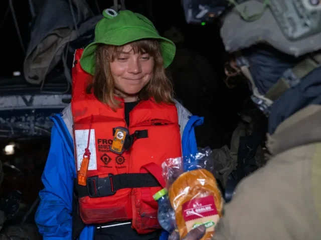 Flotilu Grety Thunbergové do Gazy podporuje Hamás, tvrdí Izrael
