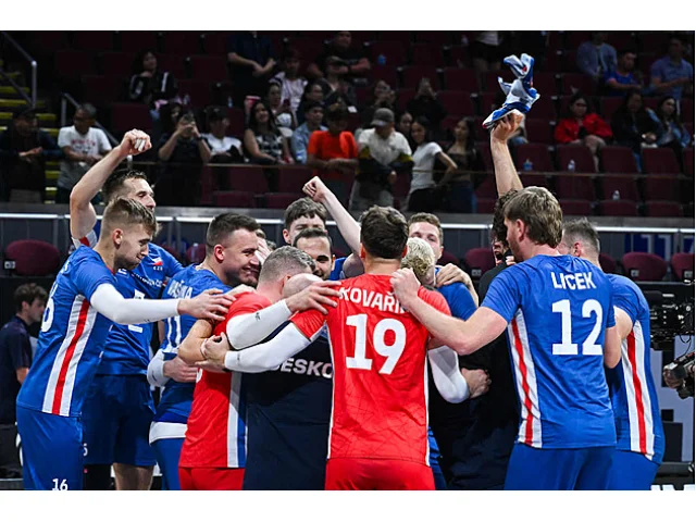 Volejbalisté poslali Brazílii domů, na MS si zahrají osmifinále. Proti Číně zářil Indra