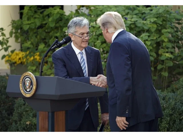 Fed podle očekávání opět snížil úrokovou sazbu. A chystá nákupy dluhopisů