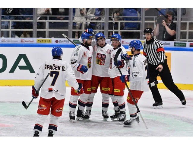 Hokejisté si v Brně poradili s Finskem. Debutant Lauko vstřelil dva góly