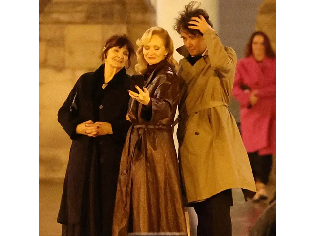 Anna Geislerová a rodinné selfie na Hradě: Jaký příběh ukrývá tato fotka?