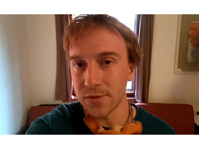 Dozimetr naměřil hodnoty jako v Černobylu. Štít demokracie je jako kondom s dírou