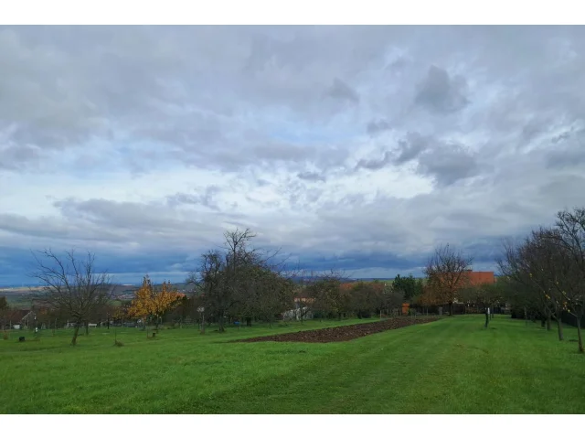 Počasí v týdnu od 27. října bude plné proměn: Sníh, déšť a ke konci týdne až 17 °C