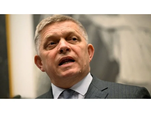 Fico chce zobchodovat balík protiruských sankcí. Slovensko žádá do úterý dohodu ohledně plánu zastavit dovoz plynu do EU