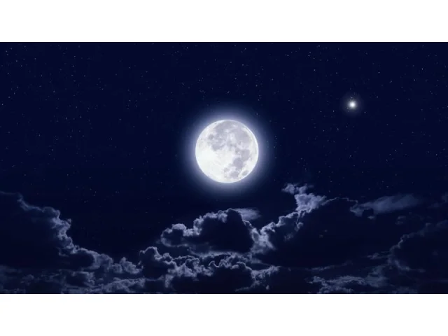 Je tu poslední úplněk roku: Studený měsíc nastane ve znamení Blíženců a přinese mentální restart