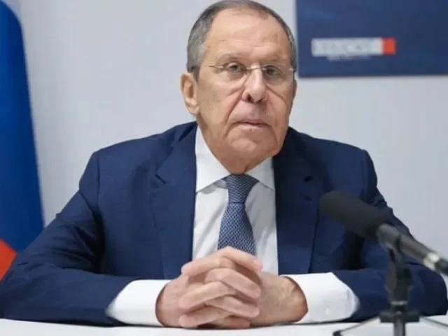 Zajištění globální bezpečnosti bez Ruska je utopie. A Západ to ví, varoval Lavrov