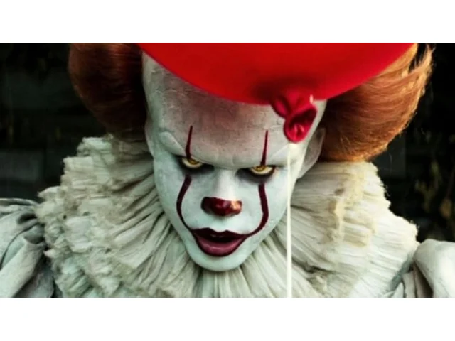 Na streamech řádí vraždící klaun Pennywise, Pamela Anderson i Mr. Scorsese