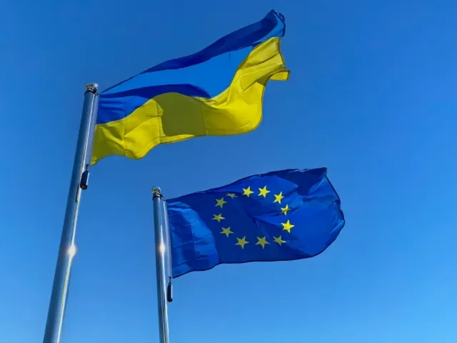 EU plánuje reparační půjčku pro Ukrajinu. Mohla by dostat až 130 miliard eur ze zmražených ruských aktiv