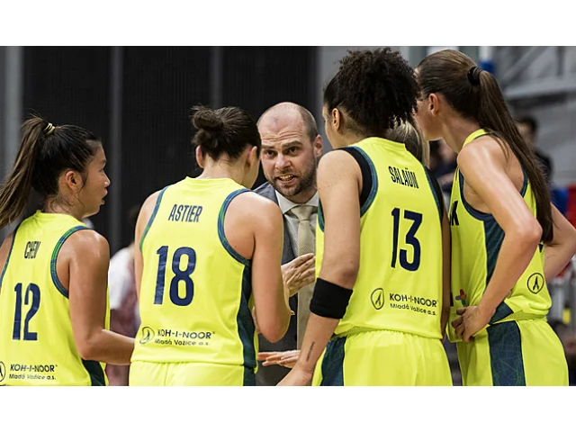 Nechci tady učit, jak má vypadat nasazení, zlobil se Bašta. USK neprobudil ani křikem