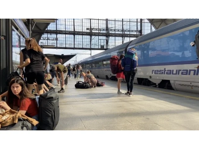 Česko a doprava: překvapivě se naplňuje dávná vize ODS z 90. let. Ale teď je životně závislá na dotacích