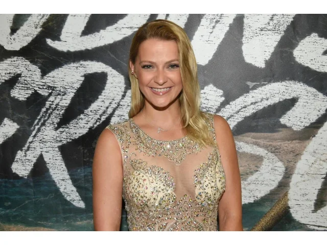 Expartner na ni útočil žehličkou. Dnes je Šárka Vaňková šťastná s Petrem Vondráčkem, nebrání se svatbě