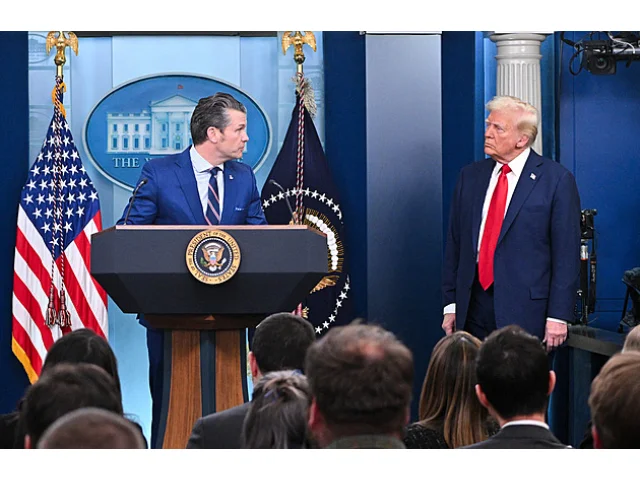 Trump zahájil celní válku proti světu. Jde mu o jeho odkaz, ne o růst ekonomiky