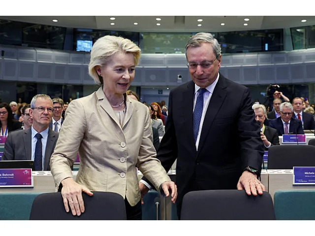 EU ohrožuje vlastní suverenitu, varuje Draghi. Autoprůmysl je příliš pomalý