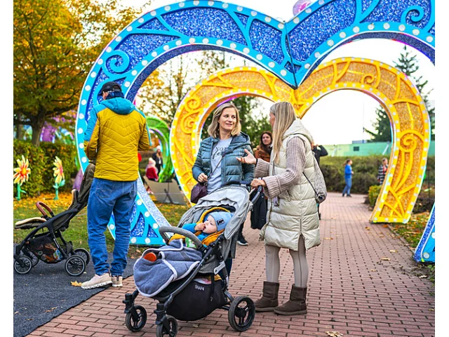 Už potřetí se pražské Letňany rozzáří díky světelnému parku Wonderland. Letos se rozsvítí dříve