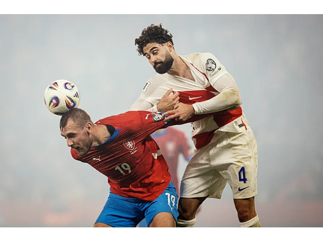 Proč máte problém s tím, že nehrál Karabec? nechápal kouč Hašek