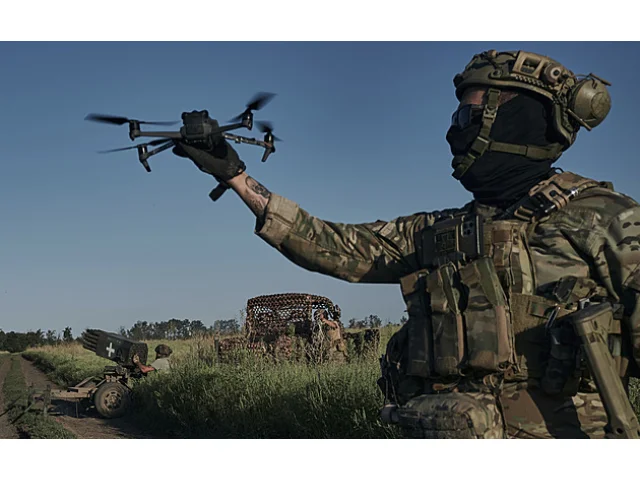 Dronový útok zabil v Kyjevské oblasti ženu a zranil tři lidi včetně dítěte