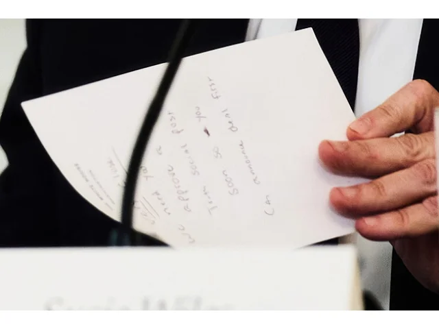 Válka v Gaze skončila, příměří vydrží, řekl Trump před odletem do Izraele