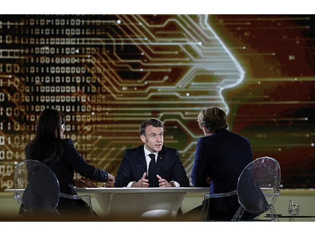 Vyrovnat se Spojeným státům. Macron oznámil stomiliardovou investici do AI