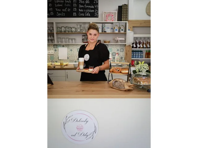 Rodinná cukrárna láká na poctivé zákusky. Dobroty od Dity vznikají bez éček