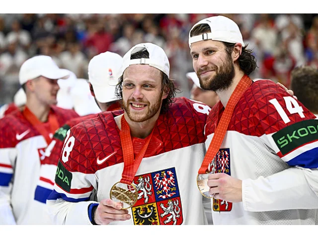 Zacha na odchodu z Bostonu? Zajímají se o něj v Kanadě, ve hře je pikantní přesun