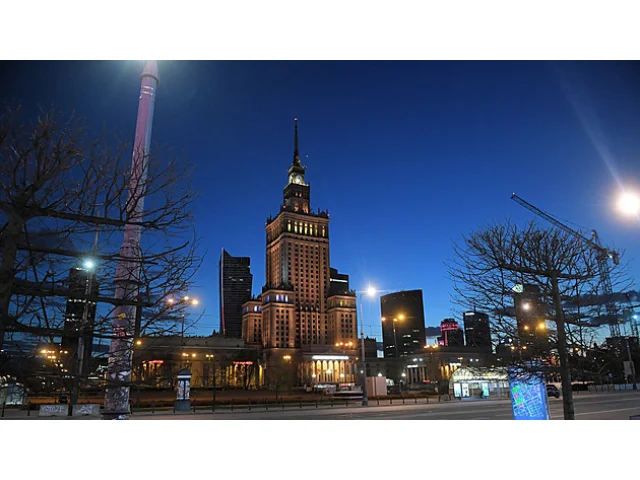 Varšavě hrozí noční zákaz prodeje alkoholu ve večerkách a na benzinkách