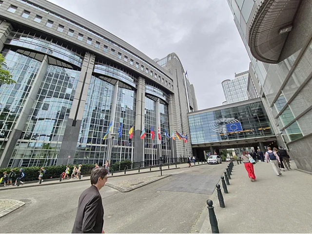 Leyenová podráždila v europarlamentu už všechny. Poslanci hrozí, že potopí rozpočet