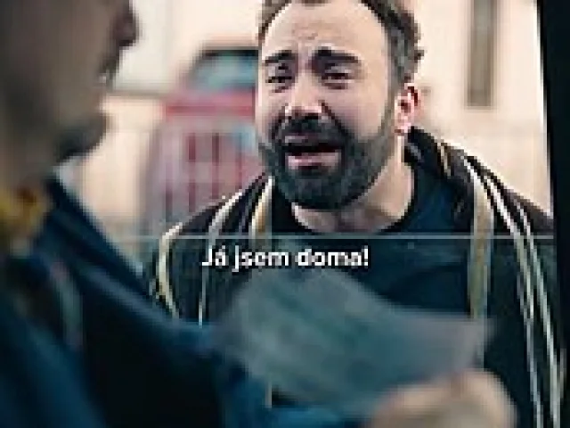 Kdo nečeká, není Čech! Upřímná reklama na Českou poštu bourá internet