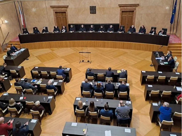 Ústavní soud odmítl stížnost na nepřiznané koalice. Jde o vůli stran, řekl