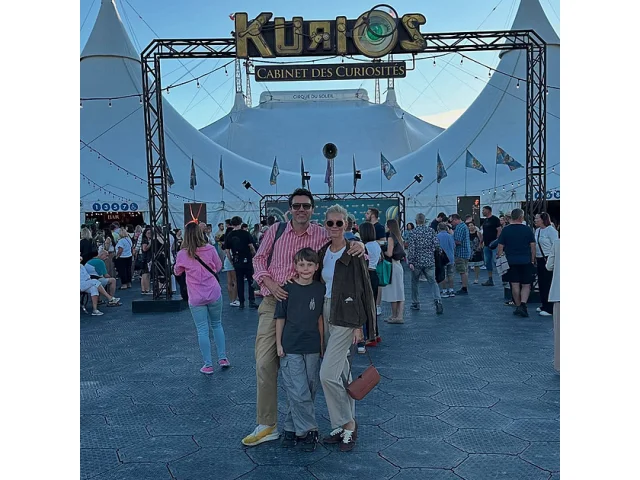 Lukáš Hejlík pařil se Zrádci: Společnost mu dělala odhalená Bezděková i půvabná blondýna