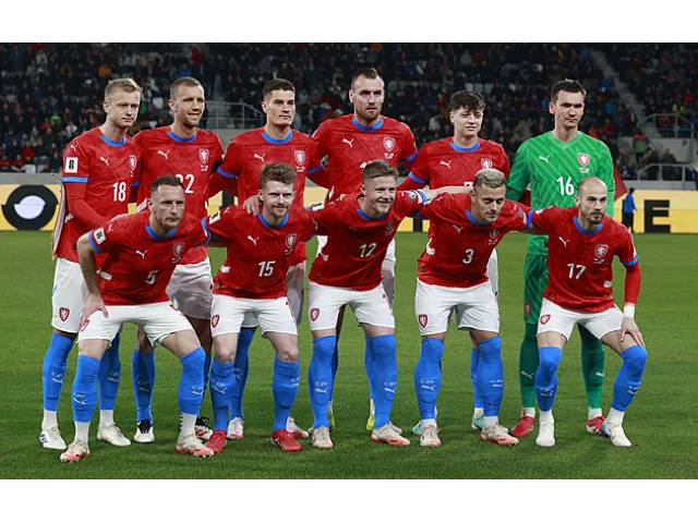 ONLINE: Česko - Faery 0:0, po kiksu Holeše s Coufalem tutovku hostů Kovář chytá