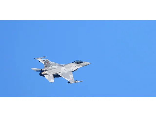 Polský vzdušný prostor narušily ruské drony, Varšava nařídila jejich sestřelení