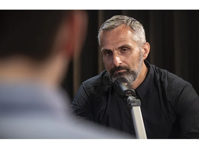 Strategickou komunikaci potřebujeme, ale nesmí vypadat jako politické školení mužstva