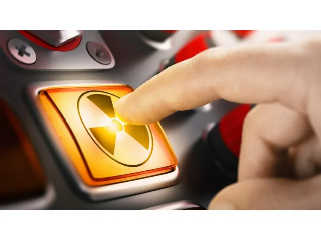 KLDR má obohacený uran pro výrobu až 50 atomovek. „Jaderných zbraní se nikdy nevzdáme,“ hřímá Kim