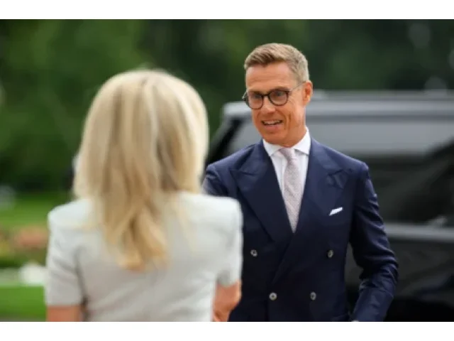 Finský prezident Stubb vyzývá k útoku na ruskou válečnou mašinérii