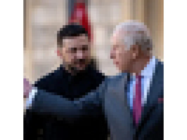 Zelenskyj se v Londýně setkal s britským králem a premiérem Starmerem